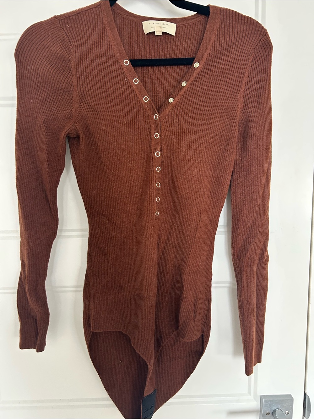 Sezane Ribbed Snap-Front Bodysuit — Rust Brown